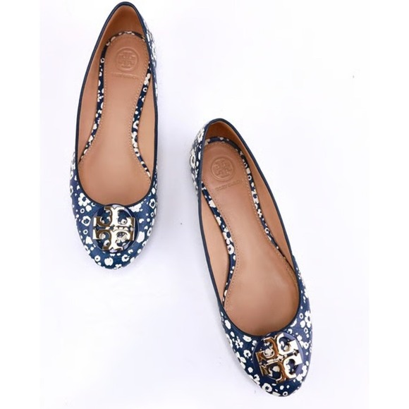 Tory Burch Shoes - Tory Burch Reva Ballet Flats Womens 8 Navy White Floral Leather Gold Logo Good